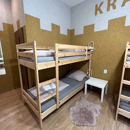 Hostel Girls
